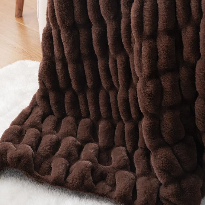 BATTILO Super Soft Faux Fur Throw Blanket for Couch, 50"x60", Double Side | Chocolate Brown Throw Blanket, Silky Bubble Blanket, Thick Warm Mink Cozy Faux Fur Blanket For Bed, Sofa Living Room