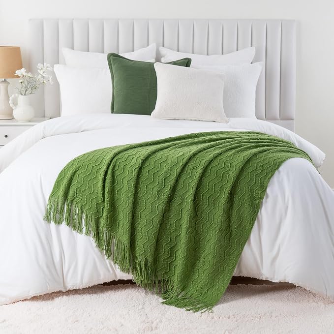 BATTILO HOME Green Throw Blanket for Couch, Textured Knit Throw, Green Blankets and Throws for Sofa Bed Living Room Decor, Outdoor Throw Blanket, 50"x60"
