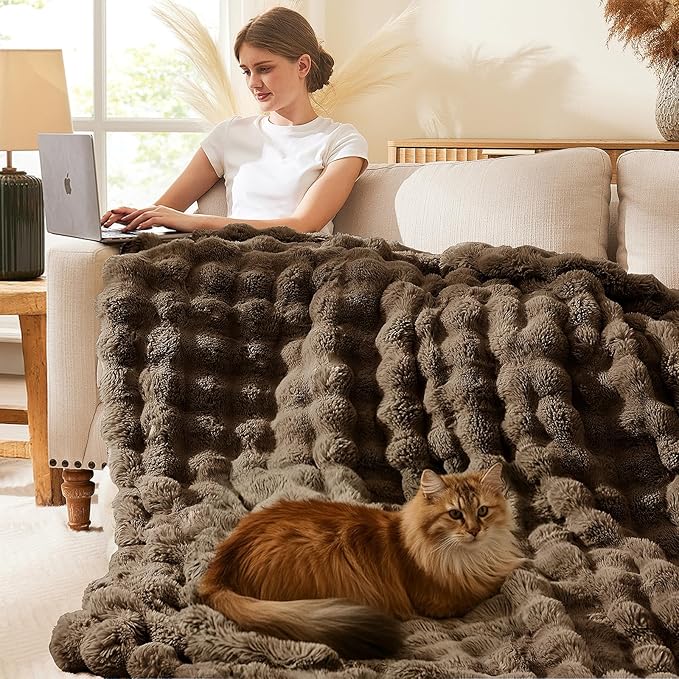 L'AGRATY Faux Rabbit Fur Throw Blanket for Couch, 50'' x 60'', Cocoa Brown | Soft Cozy Bubble Fluffy Blanket for Sofa Bed, Thick Warm Plush Fuzzy Throw for Room Home Decor, Luxury Gift for Women Mom