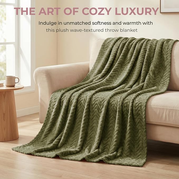 Exclusivo Mezcla Large Fleece Throw Blanket for Couch, Sofa, Olive Green | 50"x70" Soft Breathable Lightweight Flannel Throws for Summer, Plush Cozy Jacquard Wave Blanket for Home Decor