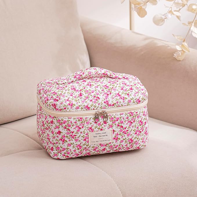uekeboag Large Travel Quilted Makeup Bag for Women, Floral Cotton Cosmetic Bag, Coquette Aesthetic Floral Toiletry Organizer Bag