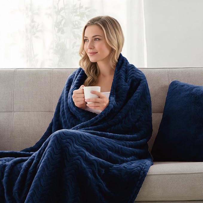 Exclusivo Mezcla Soft Fleece Blanket Twin Size for Bed, Sofa, Navy Blue | 90"x66" Breathable Lightweight Flannel Blanket for Summer, Plush Cozy Jacquard Wave for Home Decor