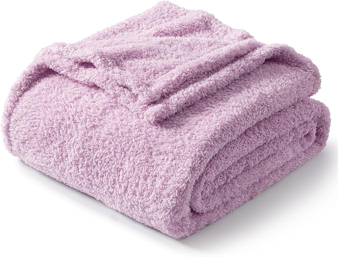 Exclusivo Mezcla Fleece Bed Blankets Queen Size for Bed, 90" x 90" | Super Soft and Cozy Fluffy Blanket for Women, Lightweight and Fuzzy Bedding for Bedroom , All Season, Light Purple