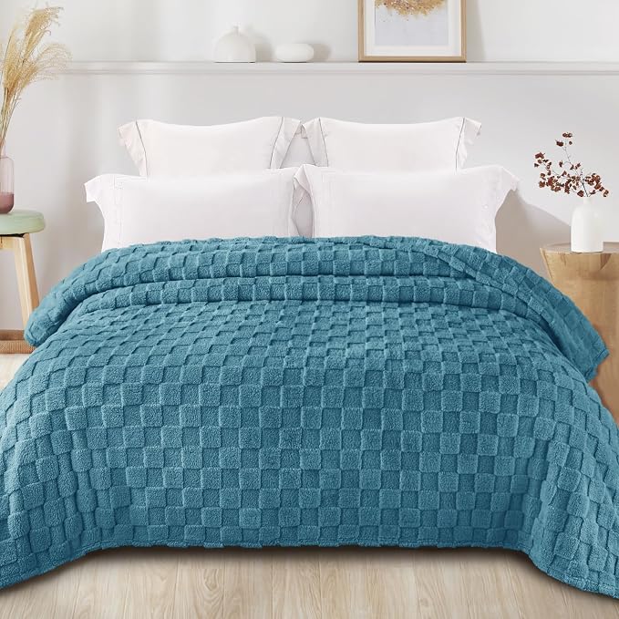 Exclusivo Mezcla 3D Checkered Fleece Queen Blanket for Bed, Slate Blue | Super Soft and Cozy Fluffy Blanket, Lightweight, Breathable, Decorative Blanket for Living Room, Bedroom, All Season, 90"x90"