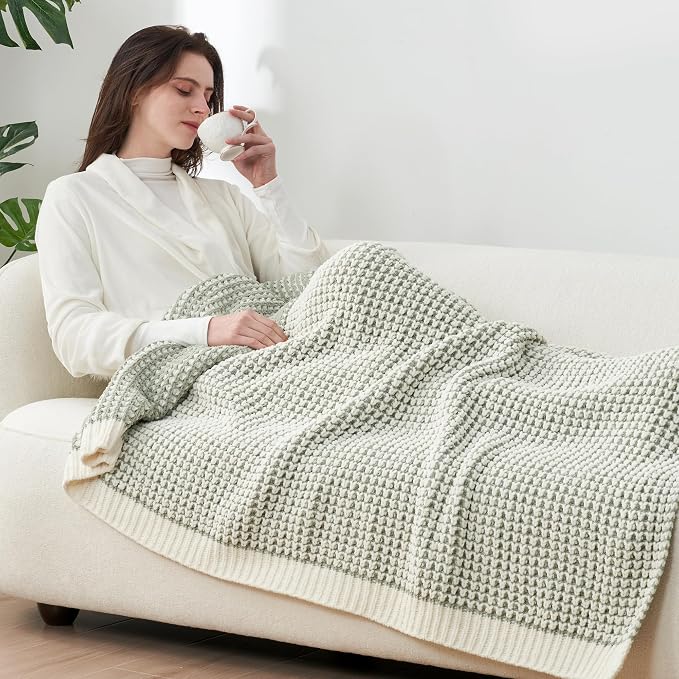 Knit Throw Blanket, Soft Chenille Cozy Breathable Pineapple Chunky Decorative Blanket for Couch, Bed & Sofa, French-Inspired Lightweight Warm Gift for Women, Sage Green, 60"x80"