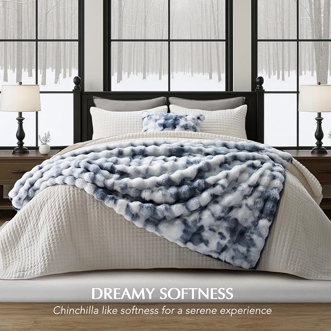 Faux Rabbit Fur Bubble Throw Blanket, 50"x60", Cloud Blue | Ultra Soft, Luxury Faux Rabbit Fur Throw, Thick Warm Bubble Blanket, Cozy Fluffy Reversible, for Bed, Couch, Chair, Sofa