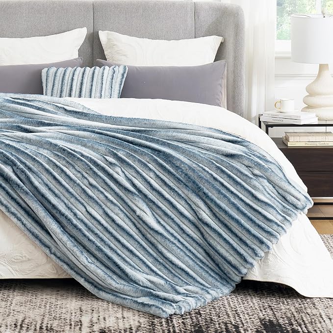 Cozy Bliss Faux Fur Throw Blanket for Couch, Cozy Warm Plush Striped Blanket for Sofa Bedroom Living Room, 50 * 60 Inches Blue