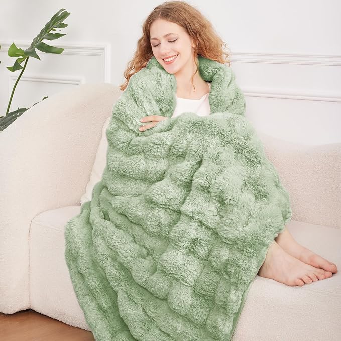 Comelady Soft Fluffy Faux Fur Throw Blanket 50"x60", Bubble Plush Texture | Sage Green Thick Fuzzy Throw, No-Shedding, Aesthetic & Cozy for Couch Bed Room Decor, Warm Gift for Women Men