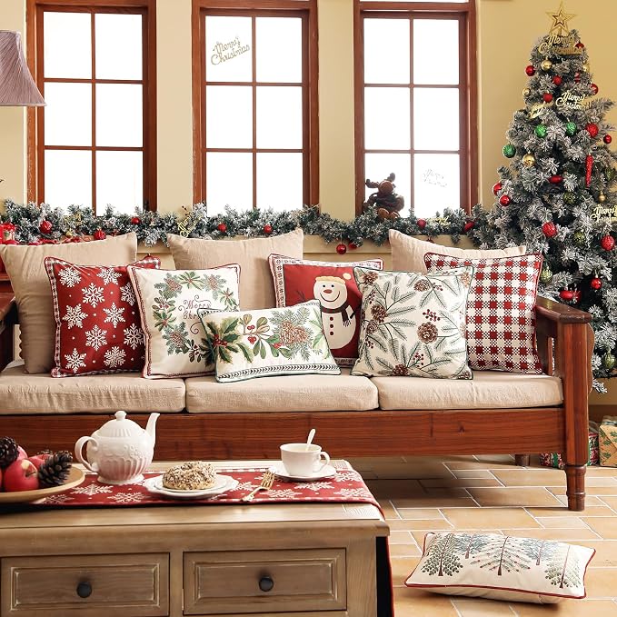 French Chrismas Velvet Throw Pillow Cover,Set of 2,18"x18"-Carol B | Vintage Square Pillow Cover,Concealed Zipper Design,Pinecones Pattern,Sofas,Bedroom,Living Room,Lounge Chairs,Decor