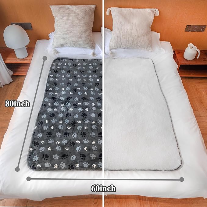 Waterproof Pet Blanket for Dogs and Cats, Soft Sherpa Fleece Throw Blanket 60 * 80inh Grey Paw