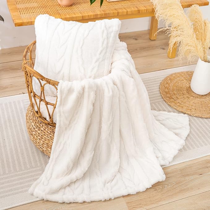 YUSOKI Sherpa Fleece Large Throw Blanket,Ivory, 50"x65" | 3D Stylish Design,320GSM, Non-Shedding, Lightweight for All Season Use, stays fluffy after repeated washes, Perfect Gifts