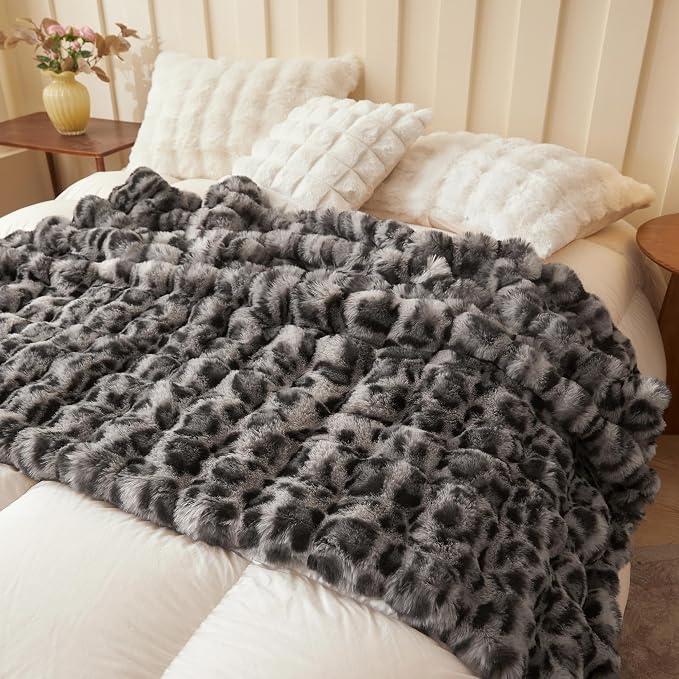 LIFEREVO Leopard Print Fluffy Faux Rabbit Fur Throw Blanket 60x80, Gray | Cheetah Print Soft Plush Bubble Throw for Bed Couch Sofa Office, Washable Skin-Friendly Cozy Furry Blanket for Home Decor