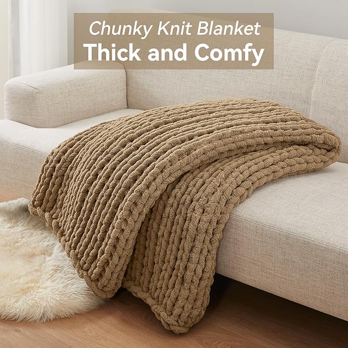 Negwoo Chunky Knit Throw Blanket, Knitted Throw Chenille Yarn, 40"*50" | Soft Thick Cable Knitted Blankets, Handmade Big Thick Blanket, Machine Washable Cute Comfy Blanket for Home Decor,Light brown