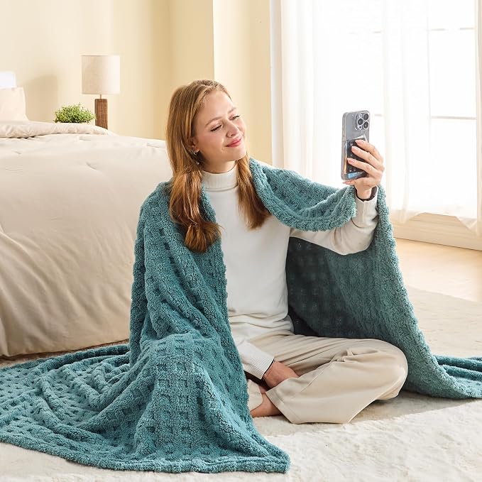 NEWCOSPLAY 3D Waffle Checkered Flannel Twin Blanket, Light Teal, 60"x80" | Super Soft Cute Lightweight Decorative Premium Silky Fleece Blanket for Couch Sofa Bed, Gift for Women Men, All Season Use