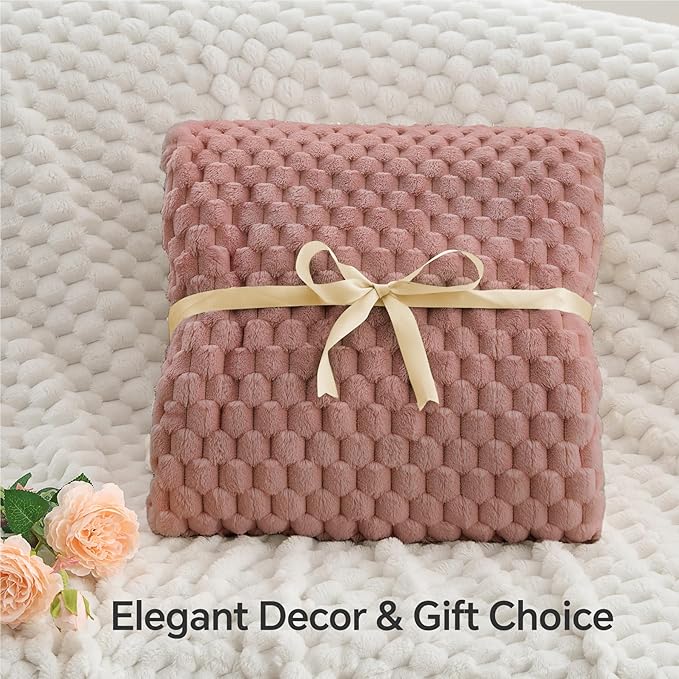 BEDELITE Dusty Pink Throw Blanket for Couch, Soft Gifts for Women, 50 * 60 | 3D Jacquard Decorative Fleece Blanket, Super Soft Plush Throws, Cute Birthday Gift for Women & Men, Suitable for All Seasons