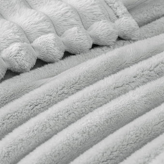 Exclusivo Mezcla Striped Twin Size Fleece Blanket for Bed, Couch, 60"x80" | Soft Breathable Cozy Bed Blankets, Lightweight Plush Fluffy Fuzzy Jacquard Decorative Blankets