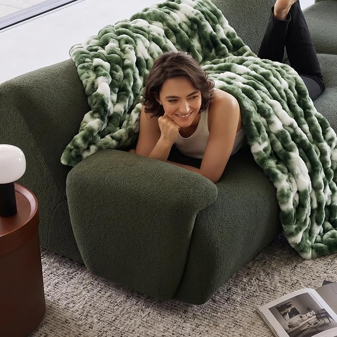 Cozy Bliss Faux Fur Throw for Couch, Fuzzy Soft Plush Thick Bubble Blanket for Sofa Bedroom Living Room, 60x80 Inches Tie-dye Olive Green