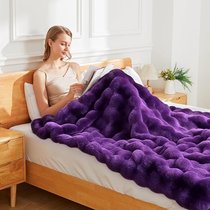 Latepis Faux Fur Twin Purple Blanket Plush 60x80 Inch Cute Fluffy Warm Bubble Blankets for Couch Bedroom Soft Blankets for All Seasons Cozy Blanket for Woman Gift, 860GSM