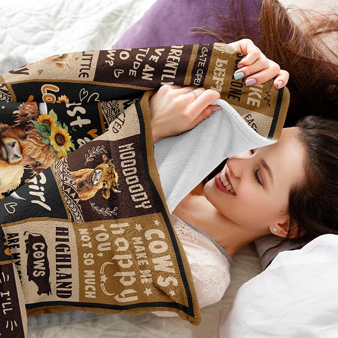 Highland Cow Blanket 40"x50", Highland Cow Gifts for Women | Cow Gifts for Women for Birthday/Christmas Soft Throw Blanket