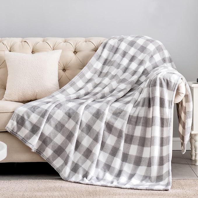 BEDELITE Plaid Fleece Throw Blanket, Grey & White Buffalo 50x60 Throw | 100% Polyester Microfibe, Soft Cozy, Lightweight Warm, Classic Buffalo Plaid, Room Decor, Machine Washable, for Couch Bed