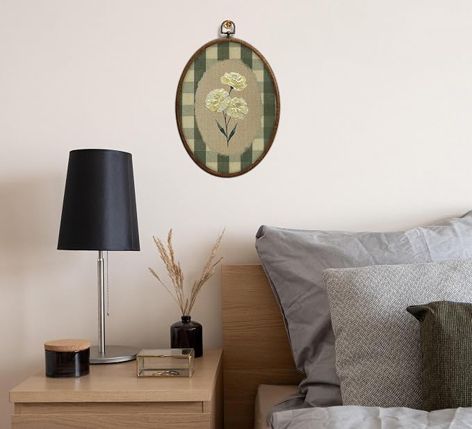 Flower Oval Wall Art, Green Gingham Oval Cottage wall Decor, Retro Botanical Grandma Cottage Core Home Decor for Western Farmhouse Bedroom Living Room, Home Retro Decor Products, 7x10 Inches, 15