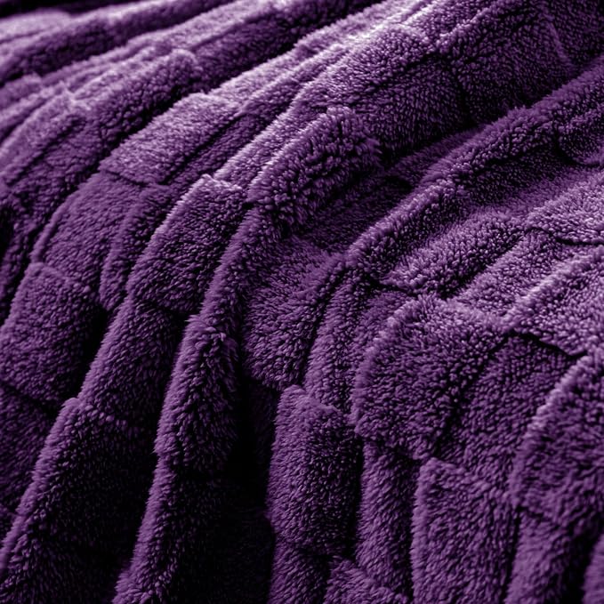 Exclusivo Mezcla 3D Checkered Fleece Throw Blanket for Couch, Purple | Super Soft and Cozy Fluffy Throw, Lightweight and Breathable, Cute Fuzzy Blanket for Sofa, Home Decor, All Season, 50"x60"