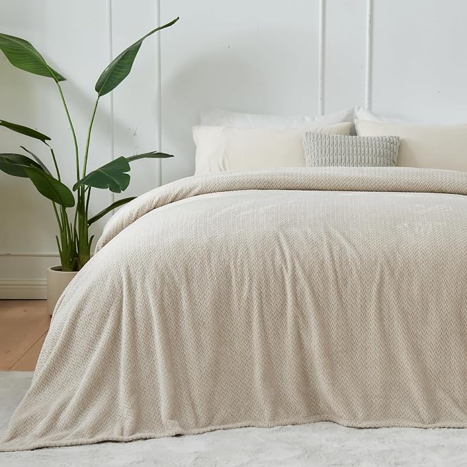 NEWCOSPLAY Fleece Leaves Pattern Queen Blanket, Linen, 90"x90" | Super Soft Throw Blanket, Lightweight Cozy Bed Sofa Blanket, Premium Silky Flannel Fleece, Travel Blanket for All Season Use