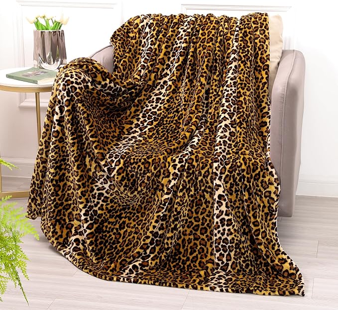 Bnuitland Leopard Print Fleece Flannel Throw 50x40inch, 300 GSM Double Sided Lightweight for Bed Sofa Travel, Super Soft Fuzzy Fluffy Cheetah Print Blanket for Babies/Kids/Pets