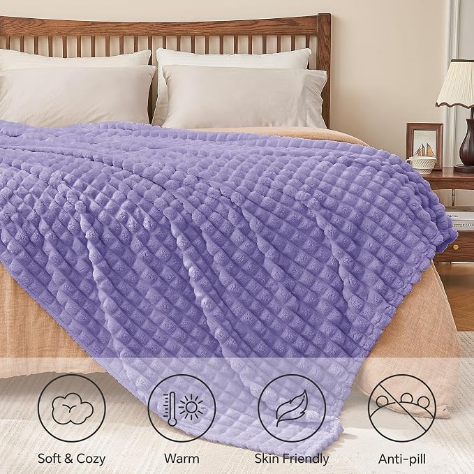 BEDELITE 3D Checked Lavender Fleece Throw Blanket for Couch, 50x60 Inches | Soft Warm Fuzzy Fluffy Blanket for Bed Sofa, Lightweight Plush Cozy Blankets for Home Room Decor, Gift for Women, All Season