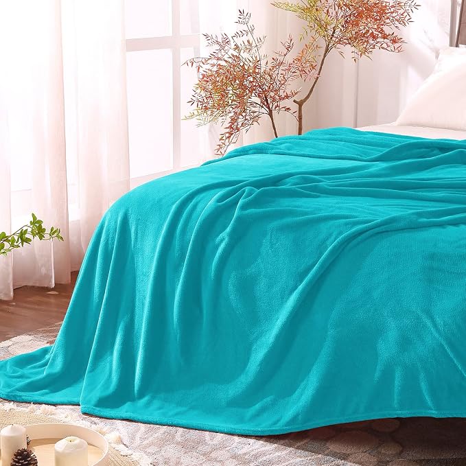 BEDELITE Fleece Blanket Soft Plush Throw for Couch Peacock 50"x60" | Ultra Soft Fleece, Plush Microfiber, Lightweight Warmth, All Season Comfort, Fade Resistant, Machine Washable, Couch Sofa Bed