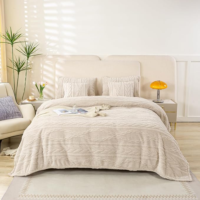 YUSOKI Sherpa Fleece Queen Size Blanket, Linen, 90"x90" | 3D Stylish Design,320GSM, Non-Shedding, Lightweight for All Season Use, stays fluffy after repeated washes, Perfect Gifts