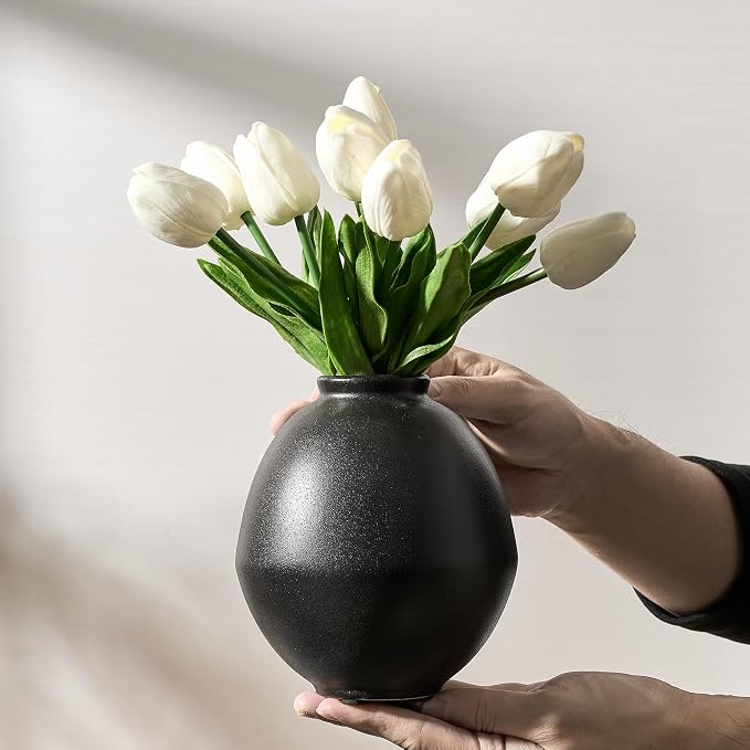 Ceramic Flower Vase, 5.8 Inch Cute Nordic Minimalist Vase Home Decor, Modern Aesthetic Farmhouse Decorative for Bouquet Pampas Grass Dried Fresh Flowers, Living Room, Table, Shelf, Fireplace