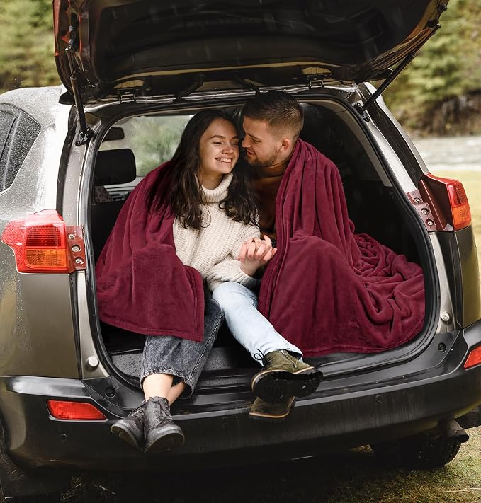 Utopia Bedding Soft Fleece Bed Blanket Queen Size Burgundy (90x90 Inch) | Microfiber Plush Warm Lightweight Breathable Cozy Blanket Anti-Static, All Season Use, Gift for Women and Men