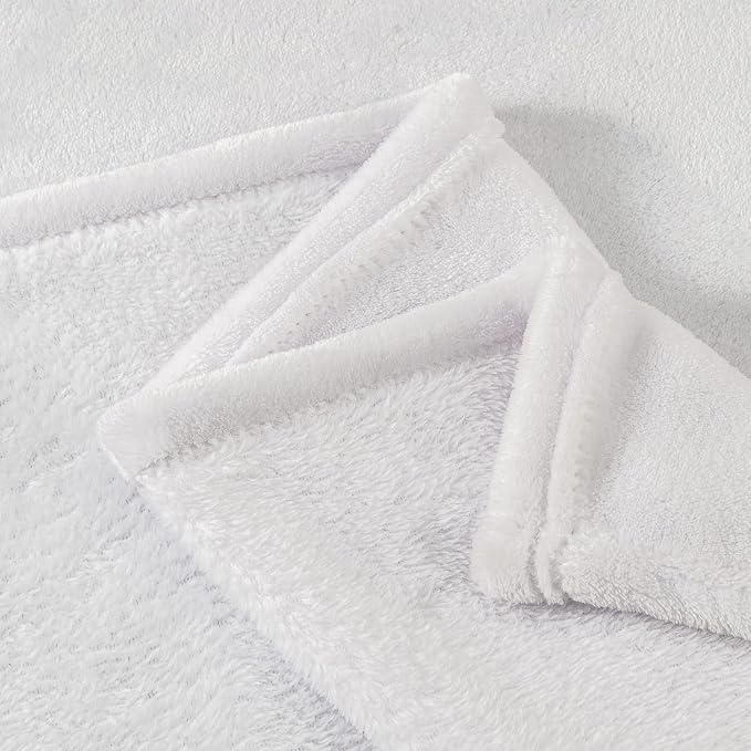 BEDELITE Fleece Blanket Soft Plush Throw for Couch White 50"x60" | Ultra Soft Fleece, Plush Microfiber, Lightweight Warmth, All Season Comfort, Fade Resistant, Machine Washable, Couch Sofa Bed