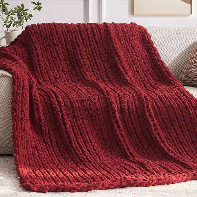 Negwoo Chunky Knit Throw Blanket, Knitted Throw Chenille Yarn, 30"*40" | Soft Thick Cable Knitted Blankets, Handmade Big Thick Blanket, Machine Washable Cute Comfy Blanket for Home Decor, Red