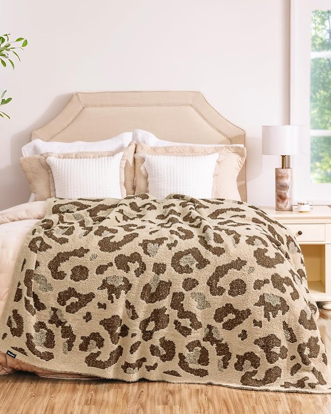 Knit Throw Blanket for Couch, Soft Cozy Fluffy Knitted Blanket for Sofa, Bed, Gift for Women Girls Home Decor (Brown, Twin 60"x80")