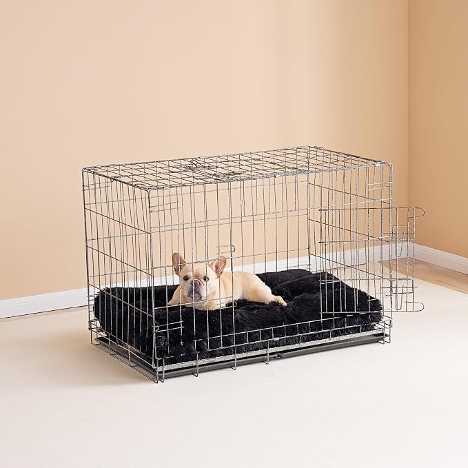 EHEYCIGA Fluffy Dog Crate Bed, Plush Extra Large Plus Dog Pillow, Black | Xlarge Calming Anti Anxiety Plush Faux Fur Mat for Large size dogs, Washable Soft Warm Plus Dog Pad with Non-Slip Bottom