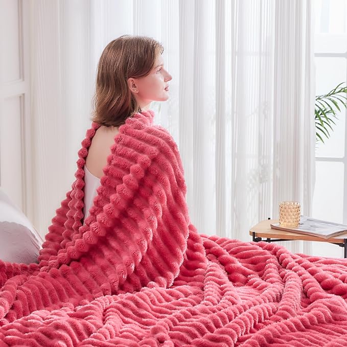 NEWCOSPLAY Fleece Ribbed Cozy Throw Blanket for Couch, Coral Pink, 50"x60" | Premium Silky Flannel Blanket, Soft Lightweight Fluffy Throw Blanket for Bed Sofa Decor, Gift for All Season Use