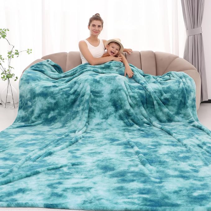 Fleece Throw Blanket Cozy Soft Lightweight Throw Blankets Warm Plush Lightblue Fall Blankets and Throws Couch Sofa Bed Camping Travel Picnic Outdoor Blanket Bedding for Women Wife Mom 60x80 in