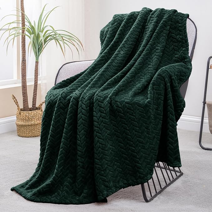 Exclusivo Mezcla Fleece Throw Blanket for Couch Sofa, 50”x70”, Forest Green | Oversized Soft Cozy Fluffy Blankets for Summer, Decorative Plush Flannel Throws for Living room, Bedroom with Leaves Pattern