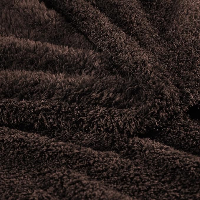 Exclusivo Mezcla Fleece Throw Blanket for Couch and Sofa, 50" x 60" | Super Soft and Cozy Fluffy Blanket for Women, Lightweight and Fuzzy Throw for Home Decor, All Season, Coffee