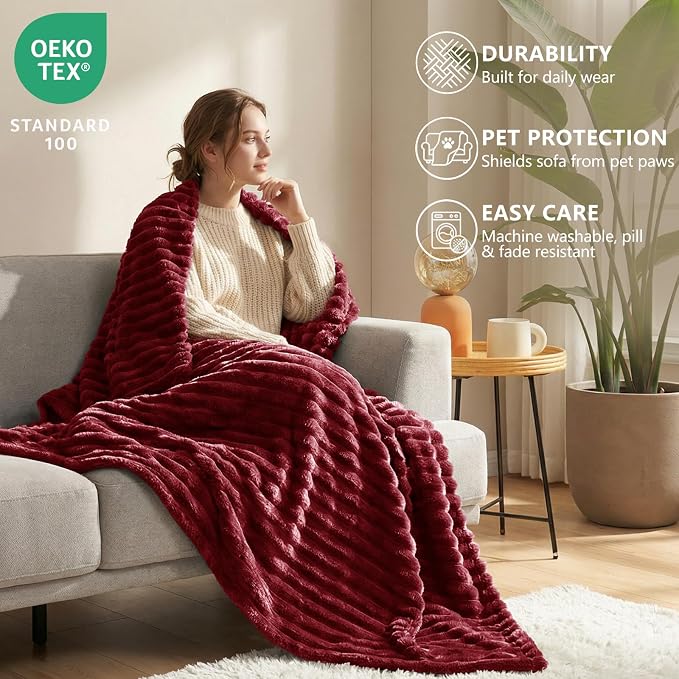 HIMEET Red King Size Blanket for Bed, 300GSM Ribbed Fleece, 108 x 90 Inches | Ultra Soft Flannel, All-Season Lightweight Warmth, Generous Bed Coverage & Home Decor, Gift for Men & Women, Machine Washable