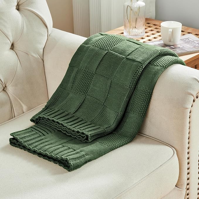 CozeCube Christmas Green Knitted Checkered Throw Blanket 60"X80" | Check Knit Throw for Couch, Decorative Christmas Soft Cozy Warm Blanket for Bed Sofa Living Room