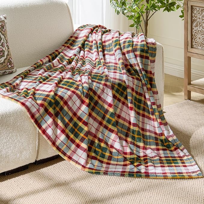 BEDELITE Plaid Fleece Twin Blanket, Christmas Tartan 60x80 Inches | 100% Polyester Microfibe, Soft Cozy, Lightweight Warm, Classic Buffalo Plaid, Room Decor, Gift for Women Girls, for Couch Bed