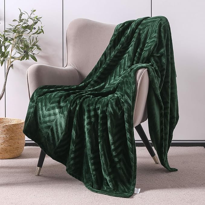 Whale Flotilla Flannel Fleece Fall Throw Blanket for Couch, Emerald Green | Lightweight Breathable Soft Sofa Throws, Plush Fluffy Chevron Design Decorative Blankets for Home Life, 50x60 Inch
