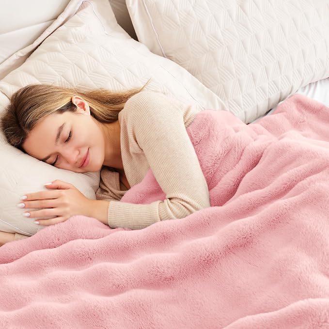 Luxury Faux Rabbit Fur Throw Blanket for Couch,Super Heavy Warm Cozy Blanket for Sofa Bedroom Living Room,Ultra Soft Fluffy Reversible Plush Blanket for Home Decor Gifts,Pink