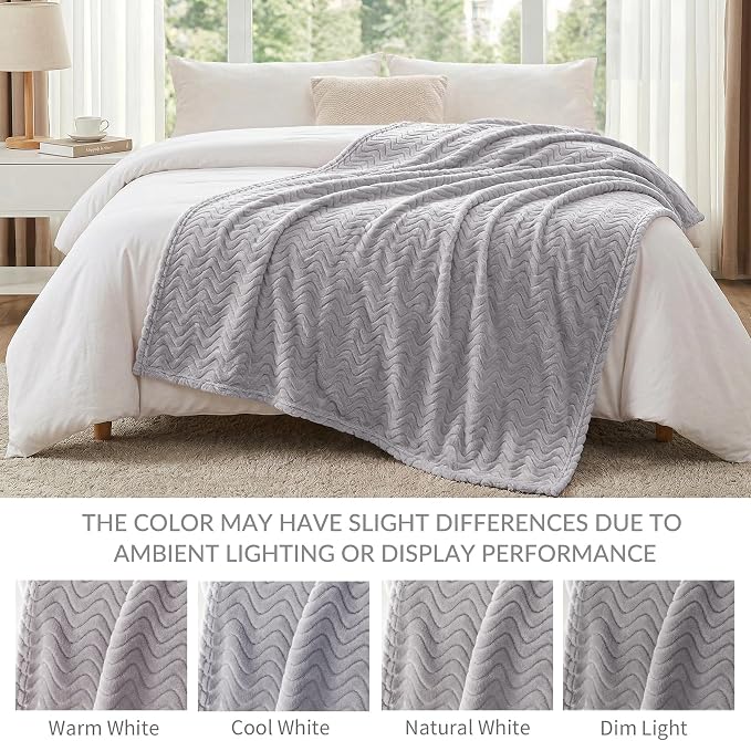 Exclusivo Mezcla Large Fleece Throw Blanket for Couch, Sofa, Light Grey | 50"x70" Soft Breathable Lightweight Flannel Throws for Summer, Plush Cozy Jacquard Wave Blanket for Home Decor