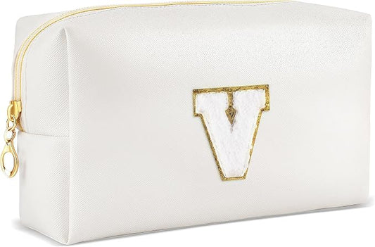 URSKYTOUS Gifts for Girls Initial Makeup Bag Personalized Cosmetic Bag with Zipper Cute Travel Toiletry Bags Waterproof PU Preppy Makeup Pouch Birthday Gift for Teen Girls Women(White V)