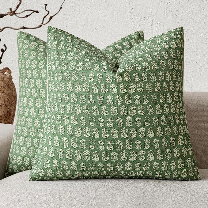 Foindtower Set of 2 Decorative Neutral Floral Print Throw Pillow Covers Vintage Accent Farmhouse Cushion Covers Boho Home Decor For Sofa Couch Chair Bedroom Living Room Outdoor,22×22 Inch,Forest Green