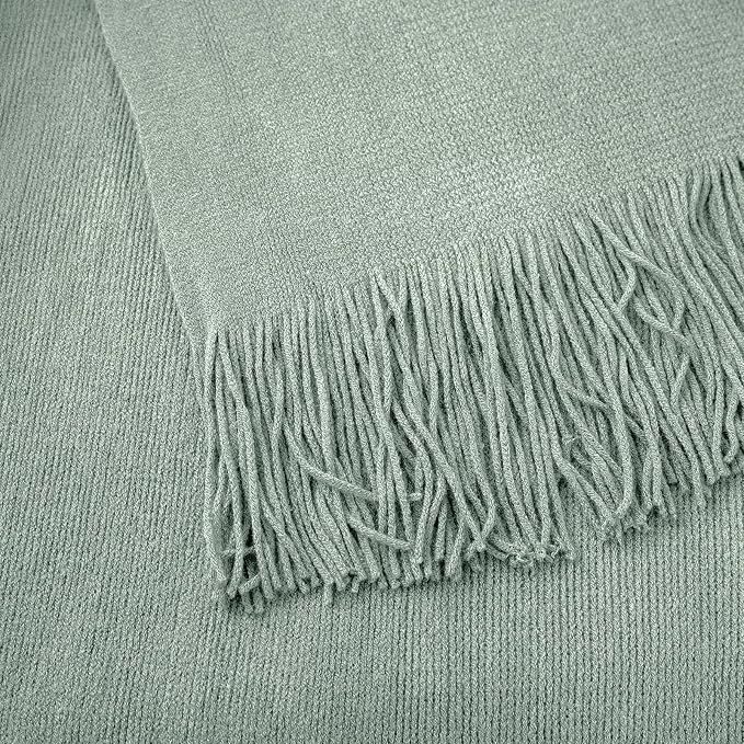 Vonty Sage Green Knitted Throw Blanket with Tassels Fringe, 50x60 Acrylic | Super Soft And Lightweight, Year-Round Cozy Warmth, Farmhouse Decorative Style, Machine Washable, for Couch, Sofa or Bed